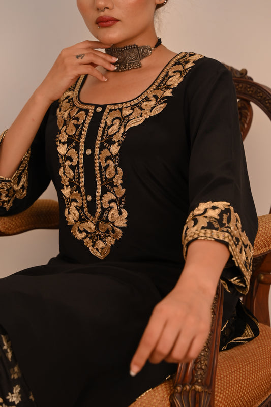 Suit of Sitara